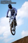 b_st076